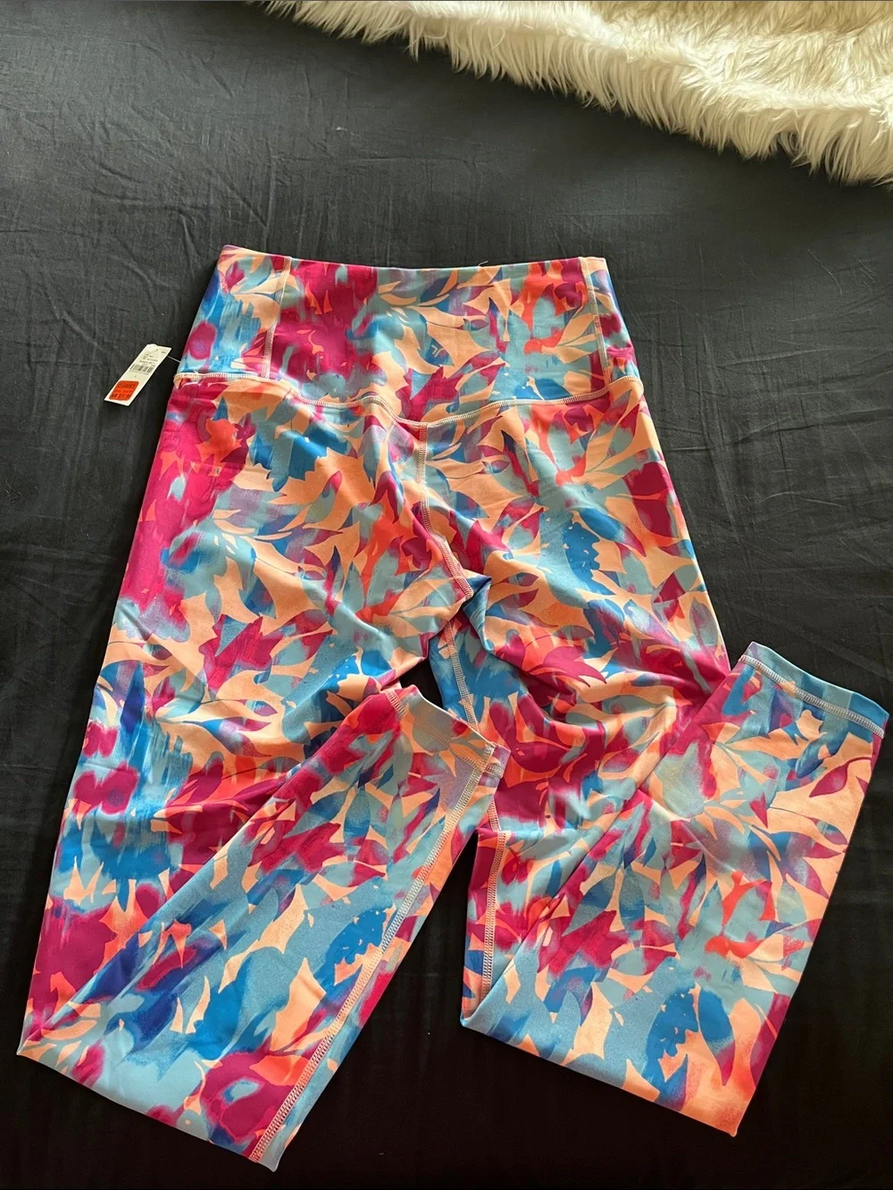 Old Navy Women’s Multicolor Floral Leggings